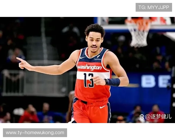 乔丹·普尔外线无球跑动助勇士拉开空间提升关键投篮效率