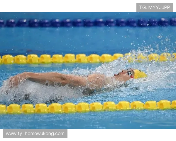 徐嘉余家里泳池比我住的楼还豪，训练完直接下水玩水上滑梯？