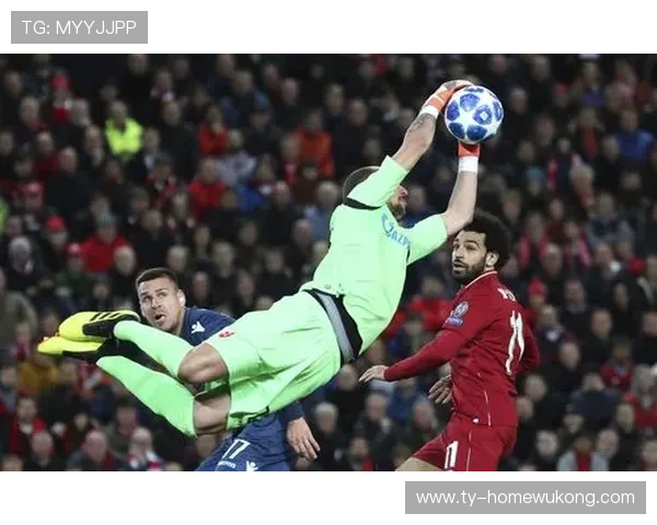 守门员犯规判罚要点：禁区内身体接触如何定性